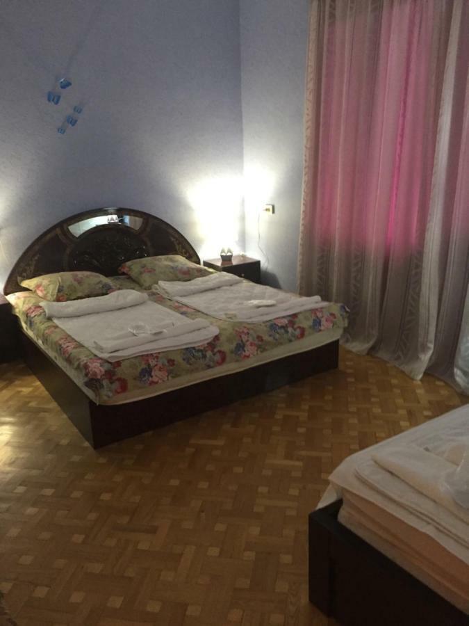Hotel Good Luck Kutaisi Eksteriør bilde
